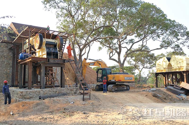 頁巖破碎、制砂海外生產(chǎn)現(xiàn)場搭建中