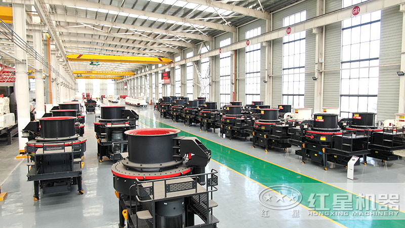 花崗巖石子粉碎機(jī)、制砂機(jī)車間現(xiàn)貨