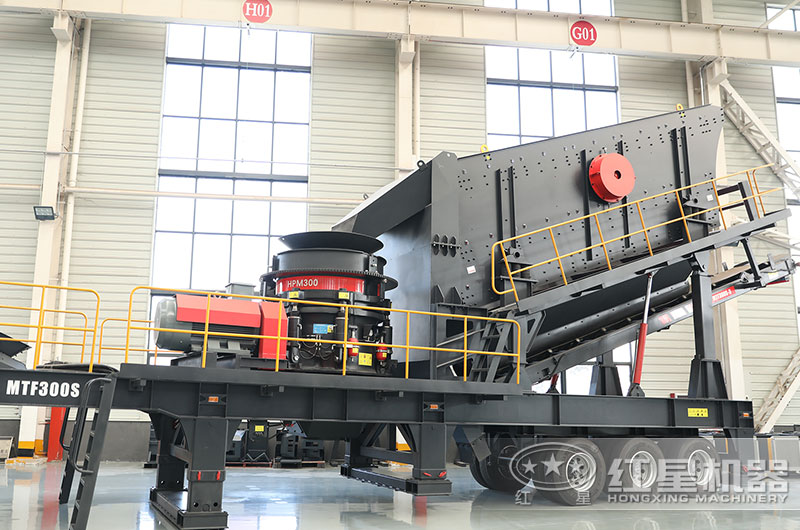 圓錐式移動(dòng)礦石破碎機(jī)圖片
