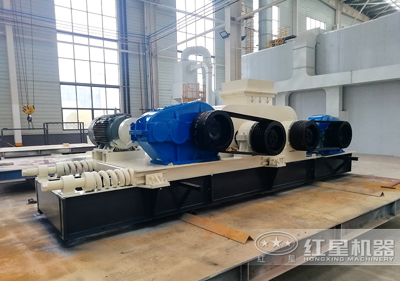 小型液壓對(duì)輥破碎機(jī)常用型號(hào)及價(jià)格，提供現(xiàn)場(chǎng)視頻